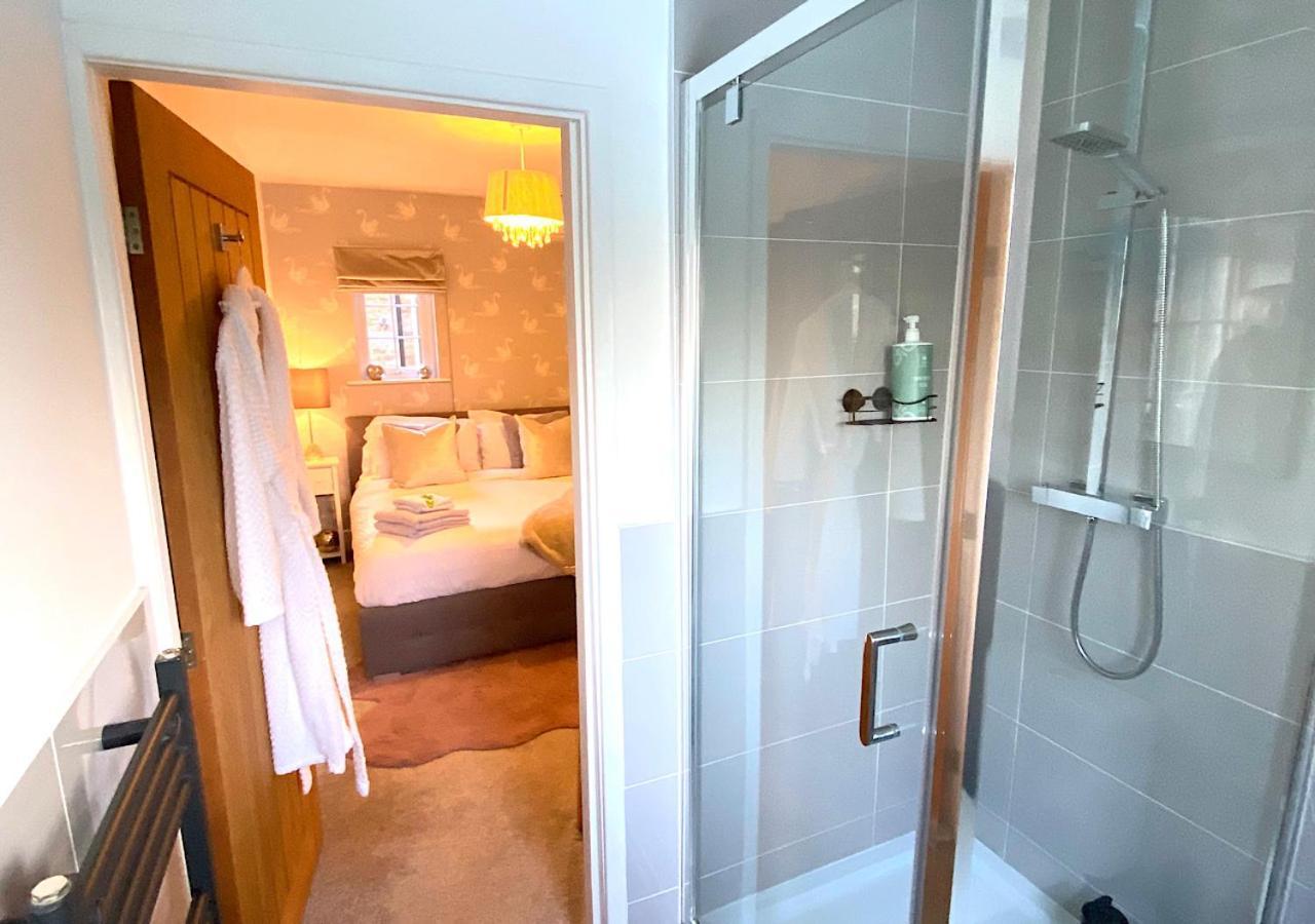 The Lodge Chester - Luxury Apartment For Two, With Free Parking! Hough Green Екстер'єр фото